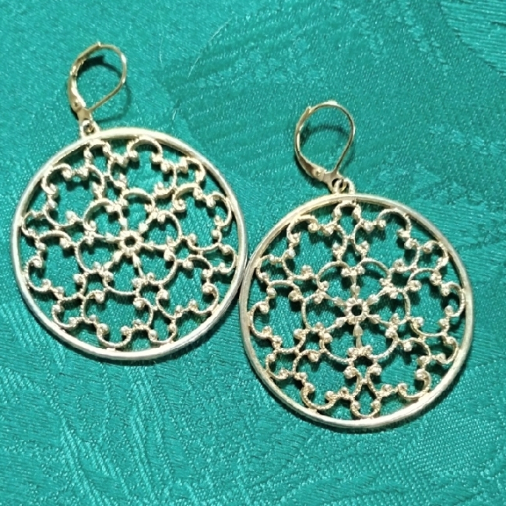 Vintage Joan Rivers Elegant Gold Filigree Earrings